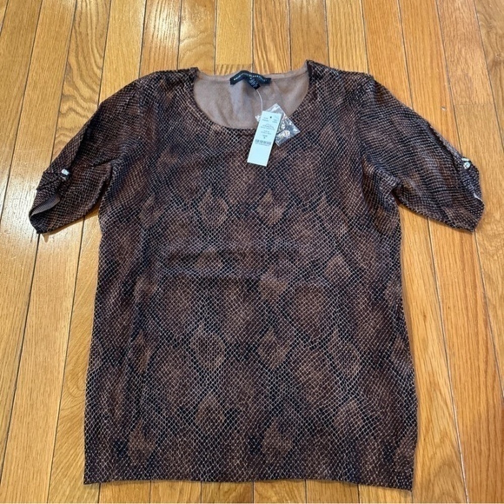 White House Black Market Short Sleeve Brown Black Snakeskin Print Top Sz Small - Picture 6 of 7